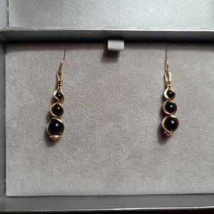 Vintage 14kt onyx and gold earrings